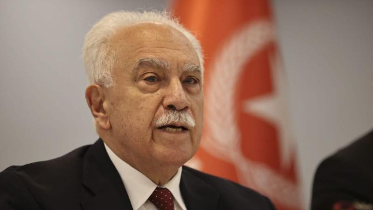 PERİNÇEK RUSYA'NIN EĞİTİM YILI AÇIŞ KONUŞMASINI YAPTI